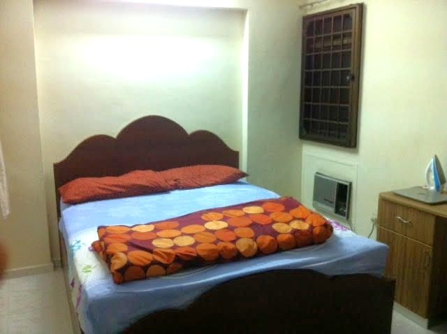 (Category: ) located in . Submitted by your_rental_specialist (Listing ID 1424271007, Image 1). Description: .