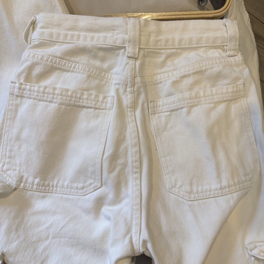 Pacsun High Rise Carpenter Jeans - Size 26 (Category: Jeans) located in Pasig City. Submitted by anejo (Listing ID 1424204021, Image 3). Description: Final price. Need these clothes gone before I relocate — first to pay gets it..
