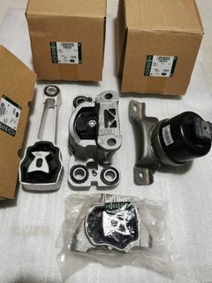 (Category: ) located in . Submitted by oneparts (Listing ID 1424249761, Image 1). Description: .