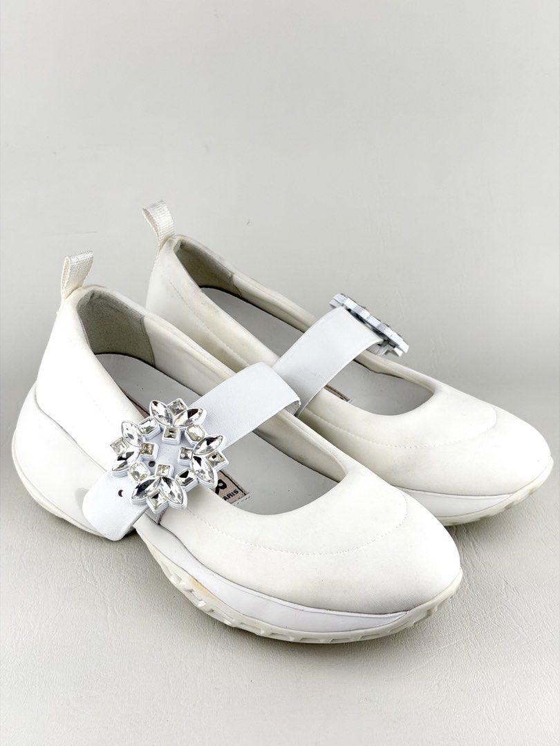 ROGER VIVIER Viv Run (Category: Sneakers & Footwear) located in Manila. Submitted by luvluxe.mnl (Listing ID 1424217964, Image 3). Description: Size 36 Soo chic & pretty!! 😍😍 With little dirt seen on pic but is still presentable and in very good condition Comy pair Resellers price on other website is $659 or 38k + php .