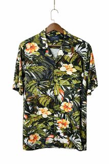 (Category: ) located in . Submitted by snkrz (Listing ID 1424167769, Image 1). Description: .