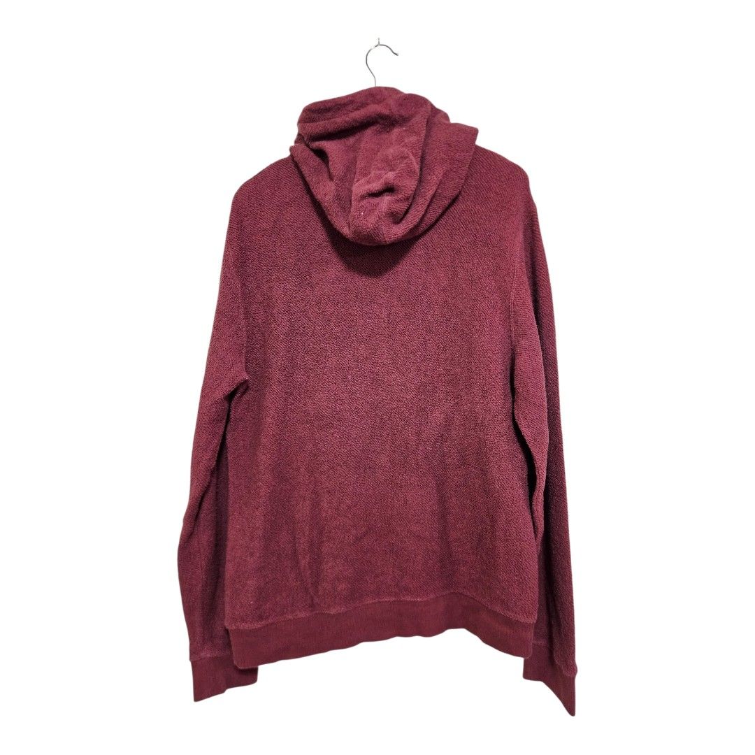 RVCA knitted hoodie (Category: Coats, Jackets and Outerwear) located in Baguio. Submitted by fadexquisite (Listing ID 1424197488, Image 2). Description: RVCA knitted hoodie Med 27x22 Excellent condition 800 plus ship fee.