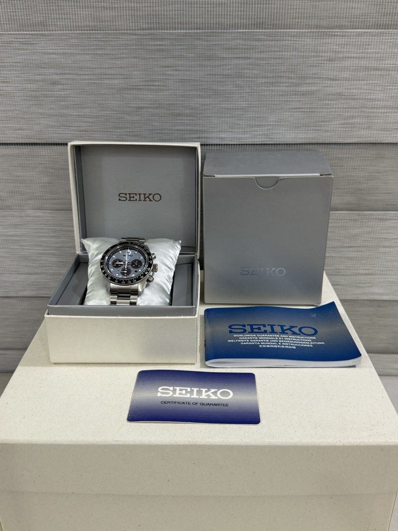Seiko Speedtimer Ice Panda (Category: Men's Watches) located in Las Pinas. Submitted by cnp2021 (Listing ID 1424249493, Image 3). Description: USED SEIKO SPEEDTIMER ICE PANDA SSC935 - Local AD Complete inclusion Physical condition - 9.7/10 Bank transfer/Layaway 🏷️ : Php 22998 📍: Las Pinas DM us for inquiries @kicksntech.
