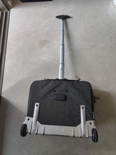 (Category: ) located in . Submitted by peiyee27 (Listing ID 1424237932, Image 1). Description: .
