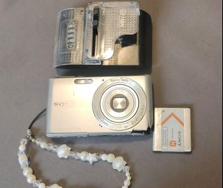 (Category: ) located in . Submitted by silvercat-5afd (Listing ID 1424307695, Image 1). Description: .