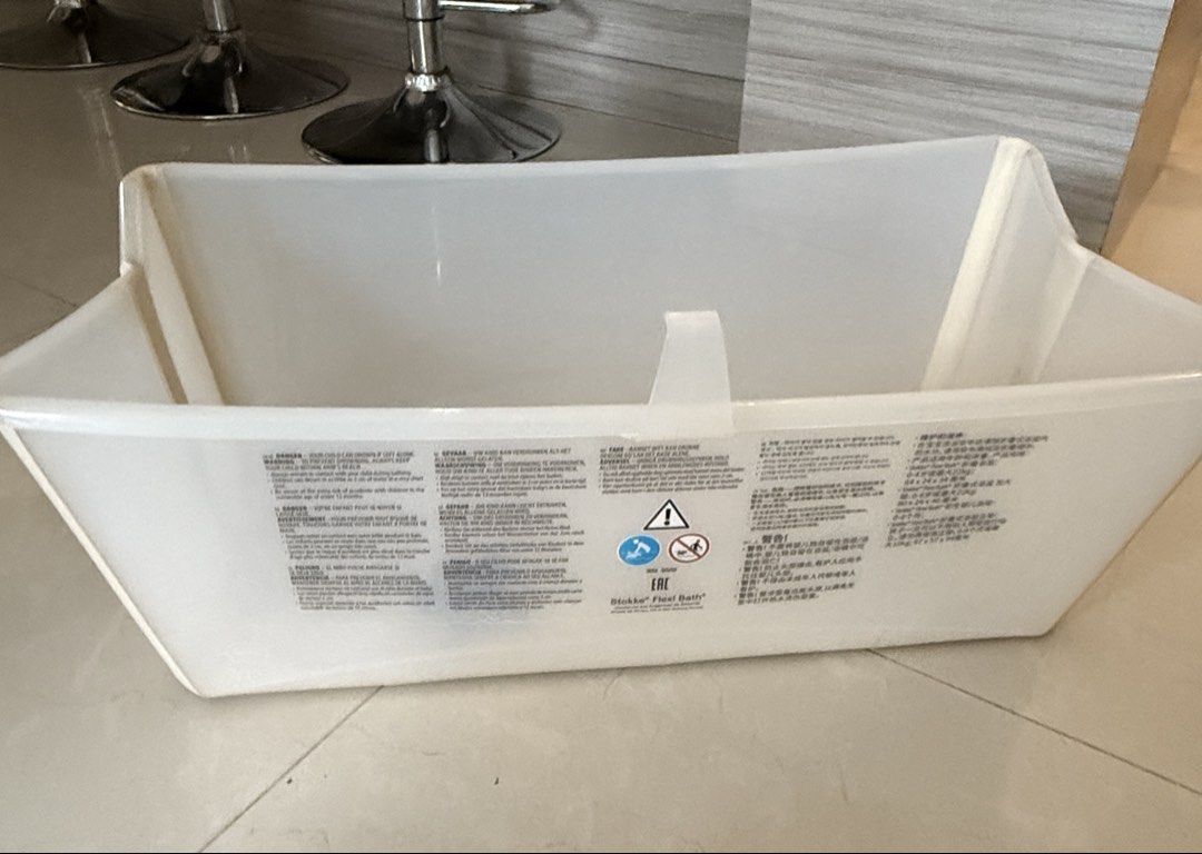 Stokke Flexi Bath (Category: Bathtub & Bath Accessories) located in Pasay City. Submitted by ckym123 (Listing ID 1424194113, Image 2). Description: FLEXI BATH BY STOKKE Sandy Beige color Lightly used. No issues Mall price Php 5,000 Selling only for Php 3,000 RFS: decluttering STOKKE® FLEXI BATH® IS A FOLDABLE BABY BATH SUITABLE FROM BIRTH TO FOUR YEARS. The space saving design makes it easy to store and convenient to use at home or when travellin