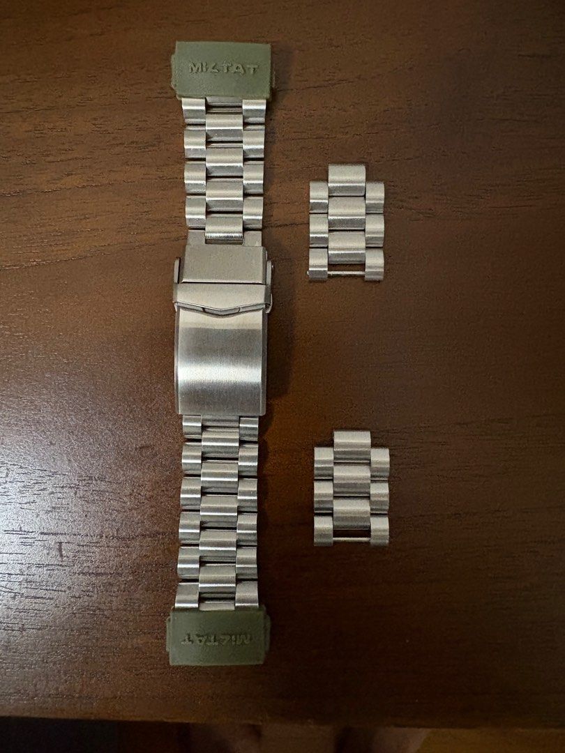 Strapcode seiko mini turtle watch strap (Category: Men's Watches) located in Singapore. Submitted by steve.sherman (Listing ID 1424285666, Image 1). Description: Barely used 20mm stainless steel watch strap compatible with seiko mini turtle SRPC35 SRPC37 SRPC39 SRPC41 SRPD17 SRPD19 SBDY109 SBDY085 Brushed, V diver clasp.