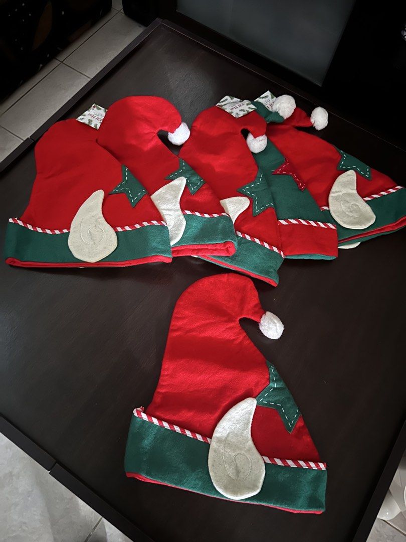 Decluttering! Take All Shelf Sitters Christmas Decorations Set (Category: Other Home Decor) located in Quezon City. Submitted by spatio (Listing ID 1424204051, Image 2). Description: - Includes a snowman shelf sitter with black hat, scarf, and red mittens. - Includes a reindeer shelf sitter with brown hat, scarf, and red mittens. - Includes several red and green elf hats with white accents. - 2 pcs throw pillows.