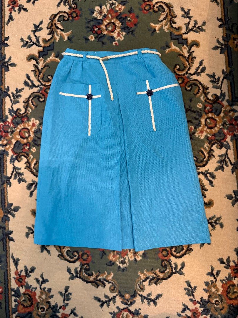 Vintage Blue Skirt with Pockets (Category: Skirts) located in Makati City. Submitted by blingbinz (Listing ID 1424213846, Image 1). Description: - Vintage blue skirt .