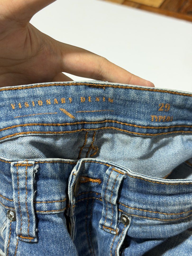 Visionary Denim Jeans - Size 29 (Category: Jeans) located in Caloocan City. Submitted by _mitsuki (Listing ID 1424273372, Image 2). Description: ‼️ DECLUTTERING ‼️ Model Height: 5'6 Model Weight: 69.5kg - Visionary Denim jeans - Size 29 - Classic blue wash - Straight leg cut - Button fly - Standard five-pocket design MOP: Unionbank, MariBank, GoTyme MOD: Any courier, as long as the buyer will shoulder the delivery/shipping fee Location: Caloocan.