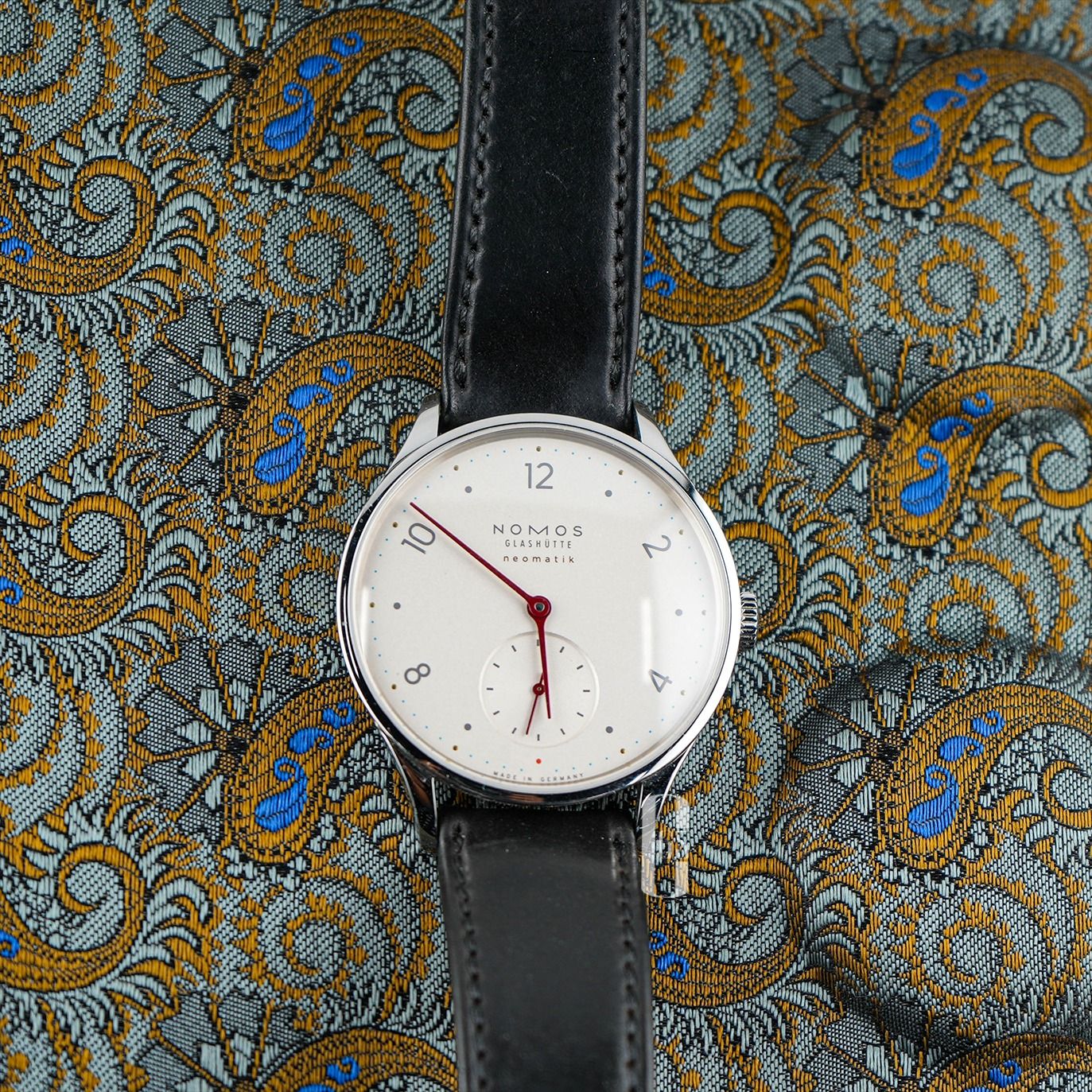 [SOLD - DM to SOURCE] Nomos Minimatik 1203 (Category: Watches) located in Singapore. Submitted by calibre65 (Listing ID 1424192641, Image 1). Description: This piece has been SOLD. DM us and we can source a similar piece for you! Nomos Minimatik Reference Number: 1203 Condition: Used Comes with: Full set (box & papers) Dated: Q4 2020 Size: 35.5mm Case material: Stainless Steel Strap material: Leather --- Calibre 65 is Your Go-to for Independent &