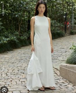 (Category: ) located in . Submitted by rollmywardrobe (Listing ID 1424286633, Image 1). Description: .