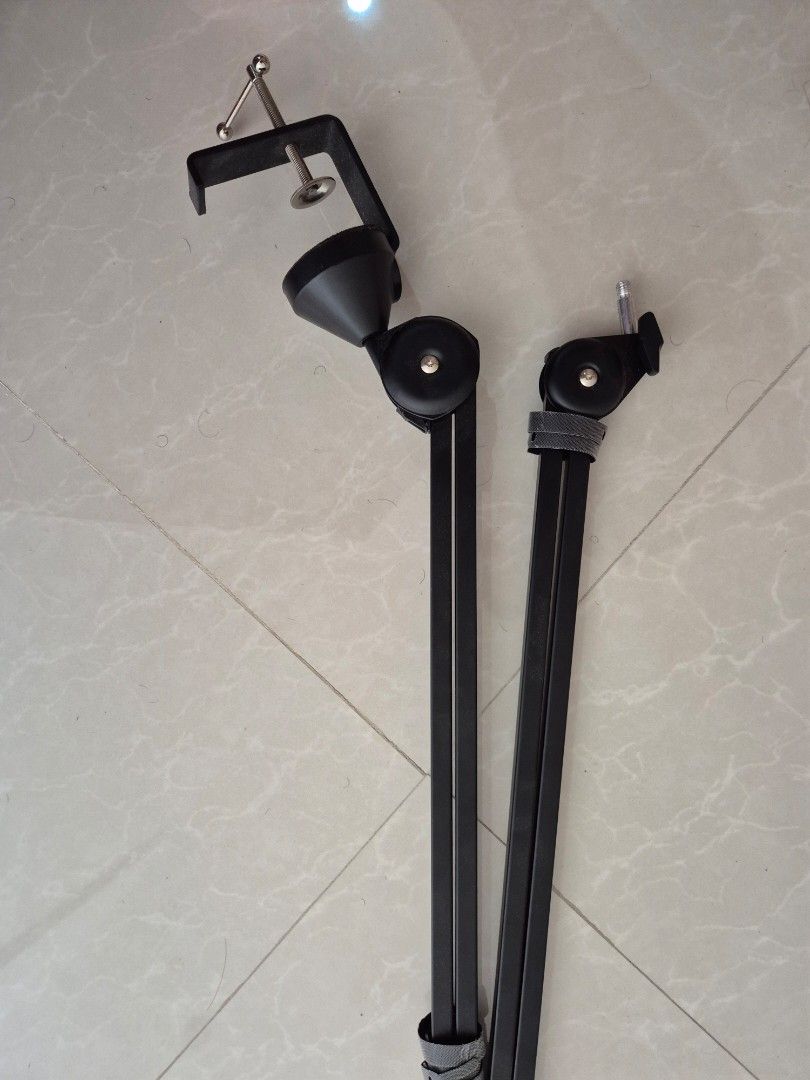 Adjustable Microphone Arm Stand (Category: Microphones) located in Cabuyao City. Submitted by AR700 (Listing ID 1427599499, Image 3). Description: Slightly used then stored no box SF c/o buyer.