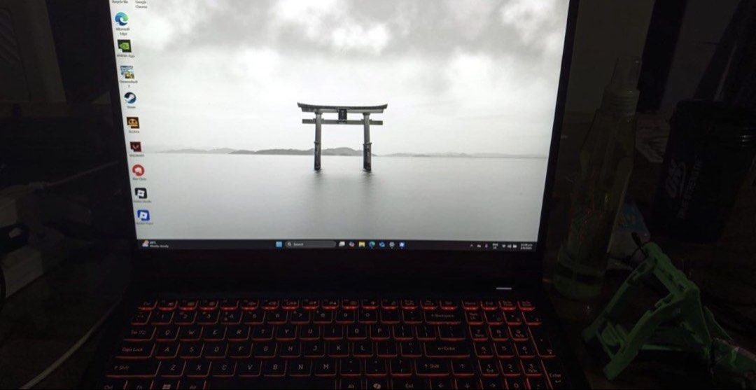 Aftershock Gaming Laptop405950943840194560