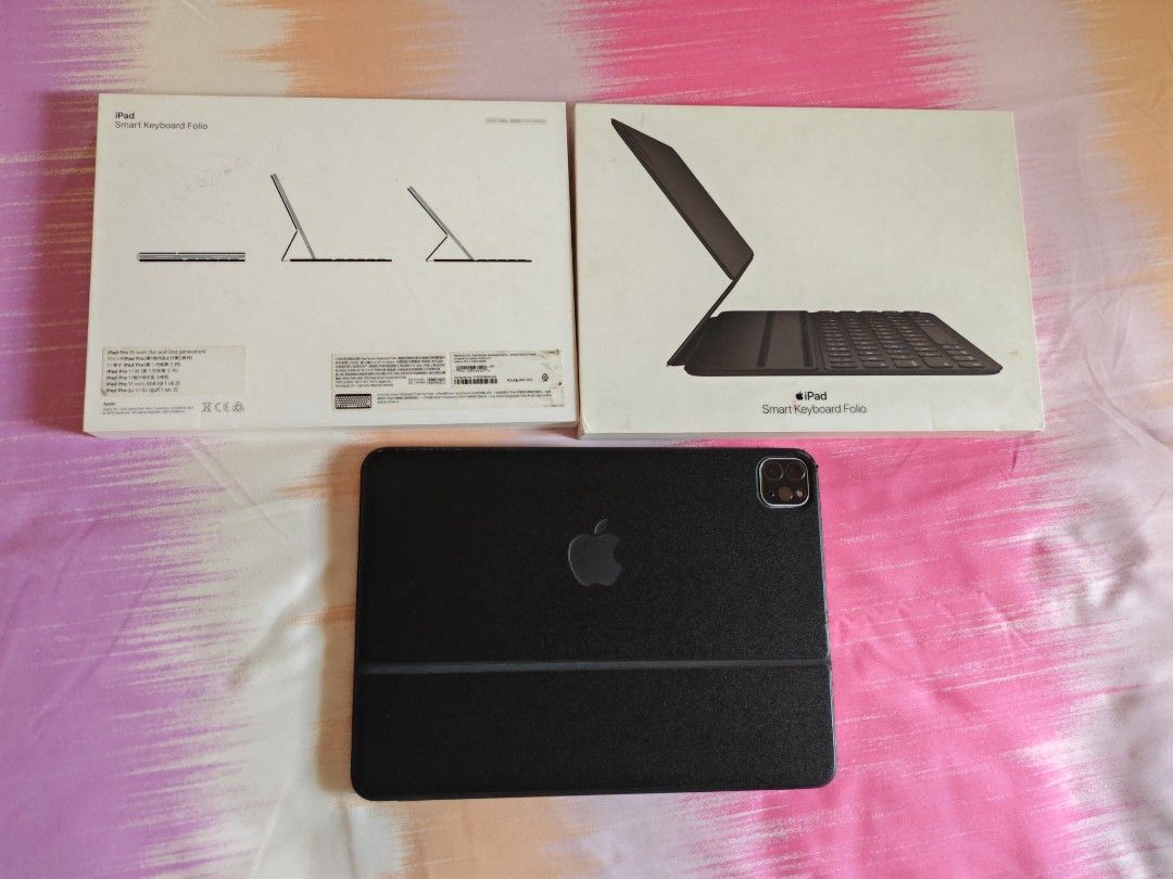 Apple Smart Keyboard Folio 11"459537573699266560