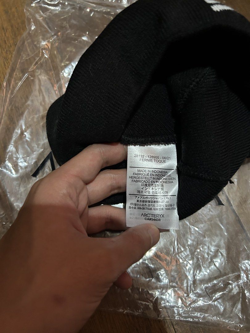 Arc'teryx Beanie (Category: Caps & Hats) located in La Trinidad. Submitted by triptothethrifttt (Listing ID 1427532655, Image 2). Description: Brand new No issue dm to purchase Luzon 2-3 days shipping .