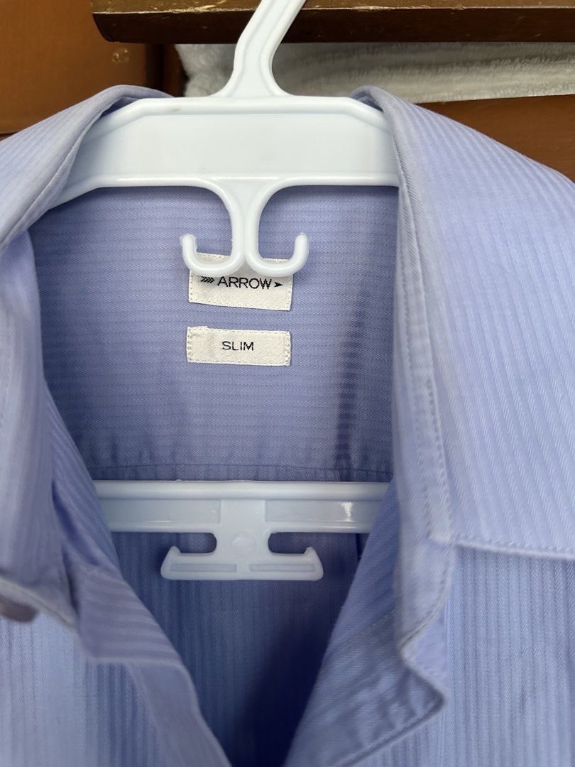 Arrow Slim Fit Striped Shirt (Category: Tshirts & Polo Shirts ) located in Manila. Submitted by bclzt (Listing ID 1427488918, Image 3). Description: - Arrow - seldom worn - Stylish design - small to medium #men #longsleeves #polo.