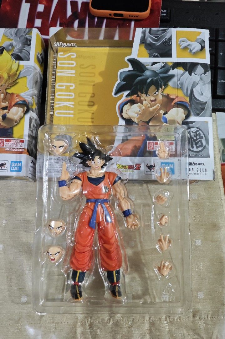 Bandai s.h.figuarts Son Goku Action Figure set (Category: Toys & Games) located in Taguig. Submitted by jason242982 (Listing ID 1427596702, Image 2). Description: selling for set only = 3.5k shf gokou raised on earth bib complete no issue or problem shf super Saiyan full power gokou mint/sealed location: Taguig city mode of payment: gcash and bank transfer.