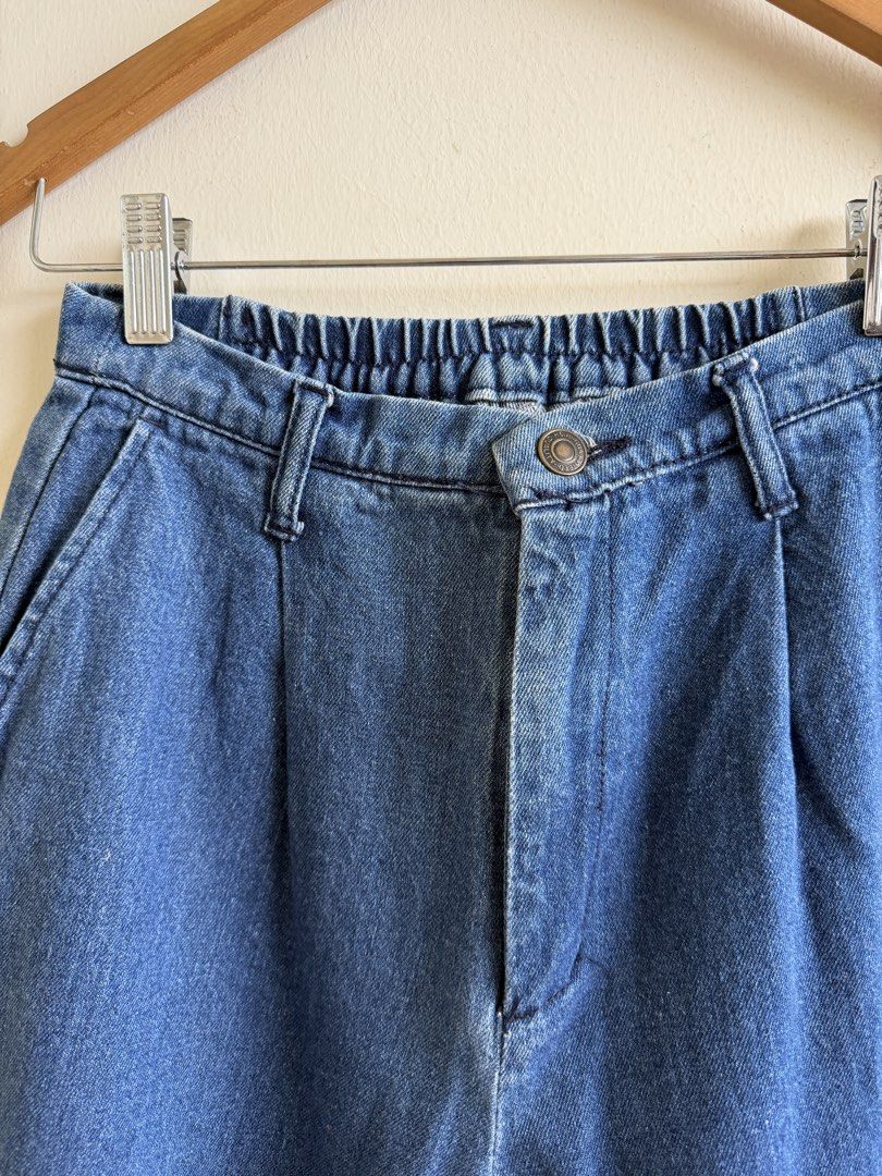 Blue Denim Wide Leg Pants (Category: Jeans) located in Marikina City. Submitted by ynaaast (Listing ID 1427554623, Image 3). Description: Waist size 26-27 Stretchable LOVE this but it doesn’t fit me anymore. :( .