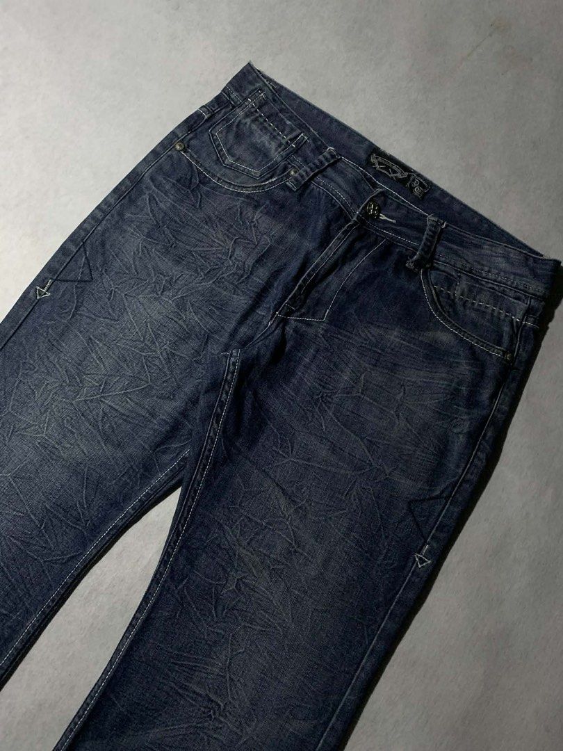Born In Los Angeles Bootcut Jeans (Category: Jeans) located in Caloocan City. Submitted by silentdog_d5348e (Listing ID 1427605937, Image 3). Description: 34” Waist 41” Length 12” Thigh 10” Leg hole.