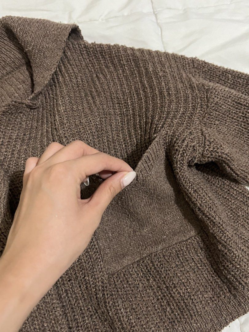 brown knit cardigan with pocket (Category: Coats, Jackets and Outerwear) located in Manila. Submitted by lauravln (Listing ID 1427597067, Image 3). Description: .