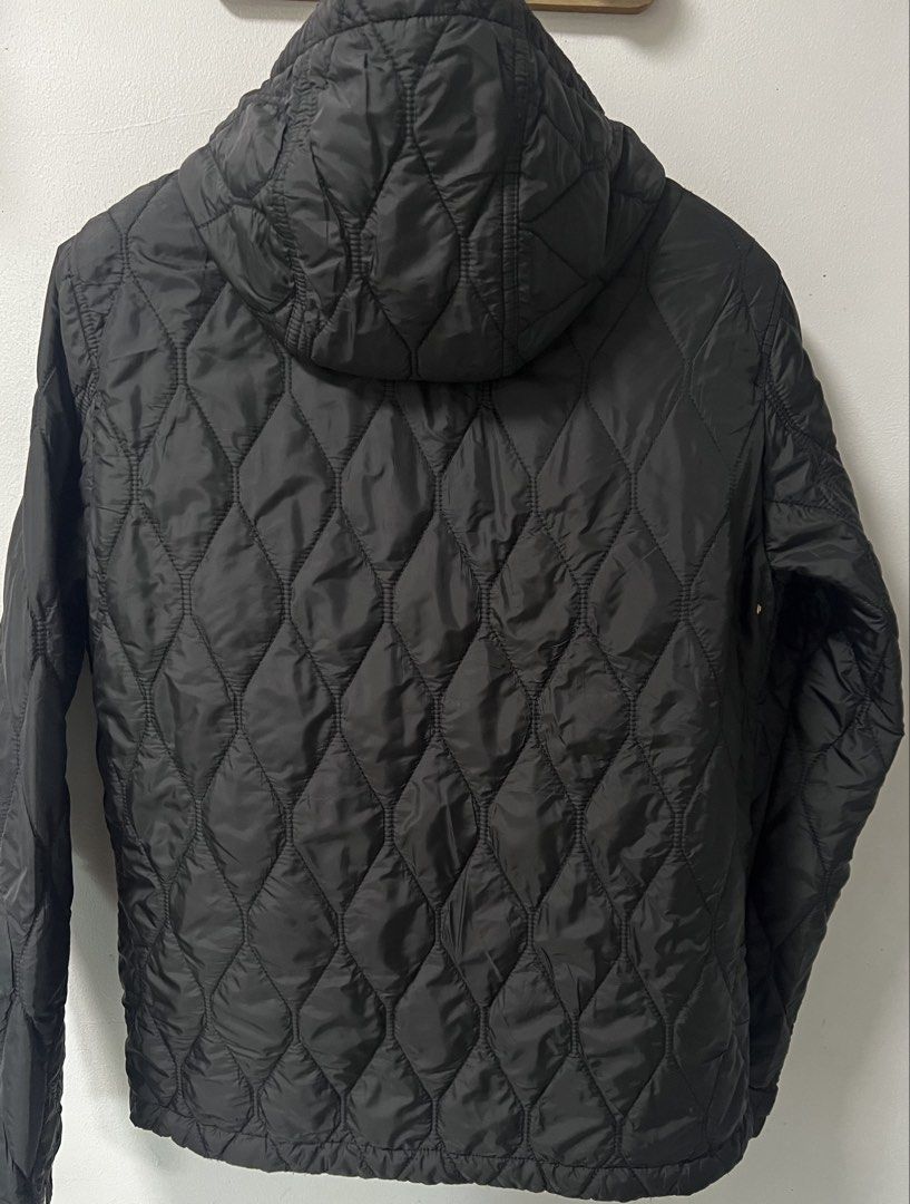 Burberry Brit Quilted Jacket with Hood (Category: Coats, Jackets and Outerwear) located in La Trinidad. Submitted by toronnie22 (Listing ID 1427531083, Image 3). Description: -Burberry brit -in very good condition -NO ISSUE NO ISSUE -Size on tag medium womens -Color rate :10/10 -Color: black metals gold -Dimensions in inches W20 armpit to armpit Length 25 -Selling for 4200 -Baguio location -Ship via j&t only -Open for video call for legitimacy pu
