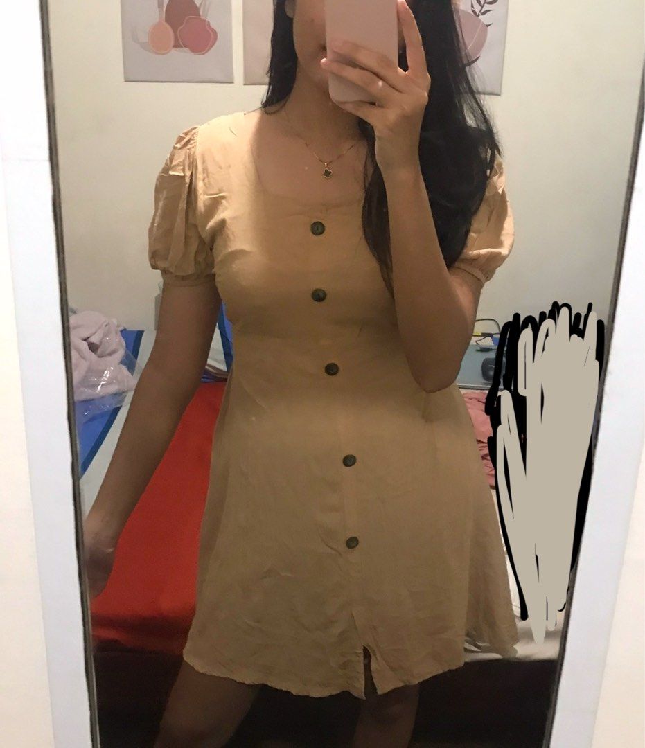 Button-Down Dress (Category: Dresses) located in Marilao. Submitted by dnncsd (Listing ID 1427490472, Image 1). Description: Size: Small to Semi Large Beige Dress.