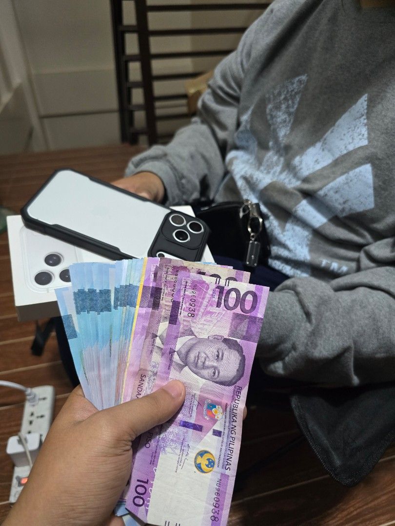 BUYING RUSH PRICE MACBOOK OR IPHONES (Category: Laptops & Notebooks) located in Manila. Submitted by dhanehenry (Listing ID 1427576113, Image 3). Description: BUYING RUSH PRICE MACBOOK AIR OR PRO M1 M2 M3 M4 IPHONE 14 15 16 SERIES TO 17 PRO MAX GET KO ASAP CASH ONHAND VALENZUELA LOCATION OPEN FOR MEET UP BULACAN PAMPANGA QC CALOOCAN.