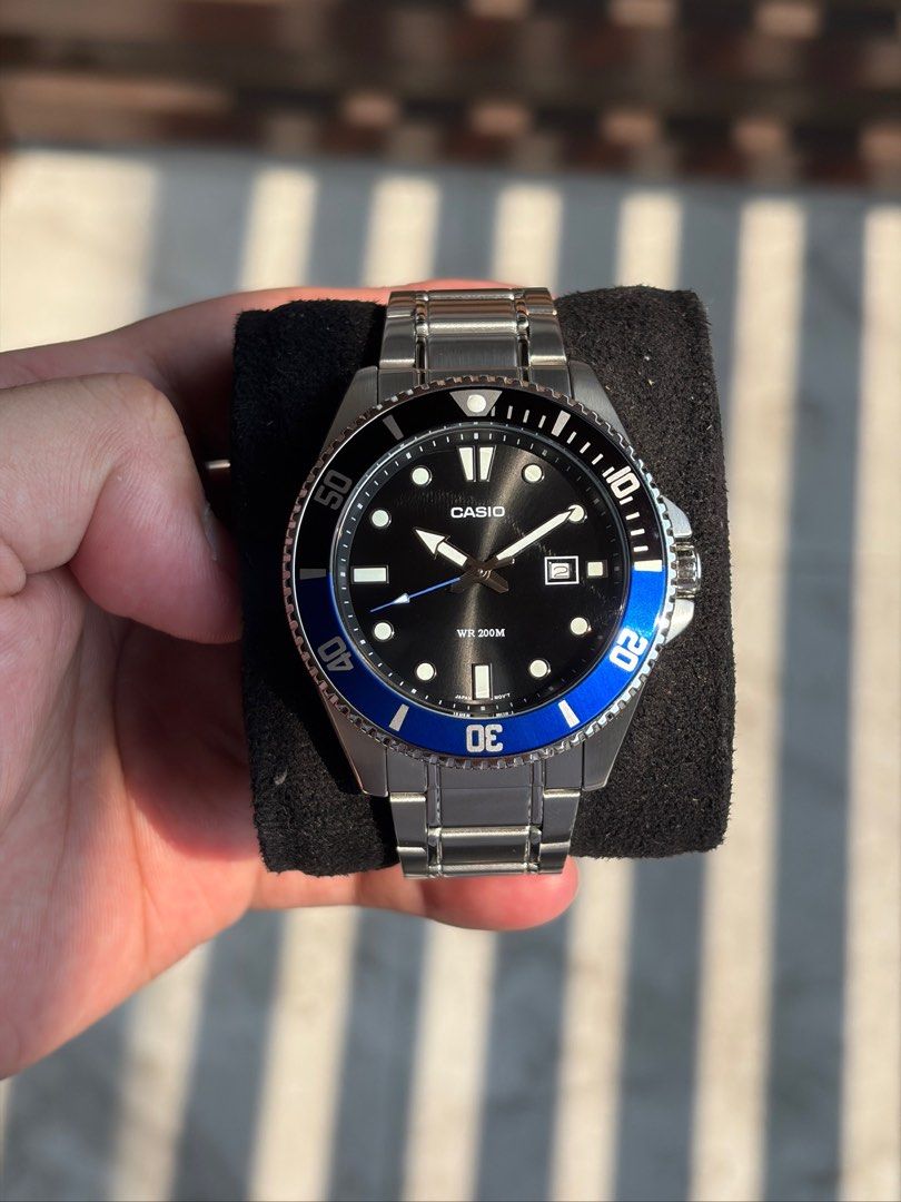 Casio MDV-107D-1A2V (Category: Men's Watches) located in Manila. Submitted by happy.icedmatchalatte (Listing ID 1427554633, Image 2). Description: Movement type: Japanese Quartz Diameter: 44mm Water Resistance: 200m Glass: Mineral Glass Case & Band: Stainless Steel.