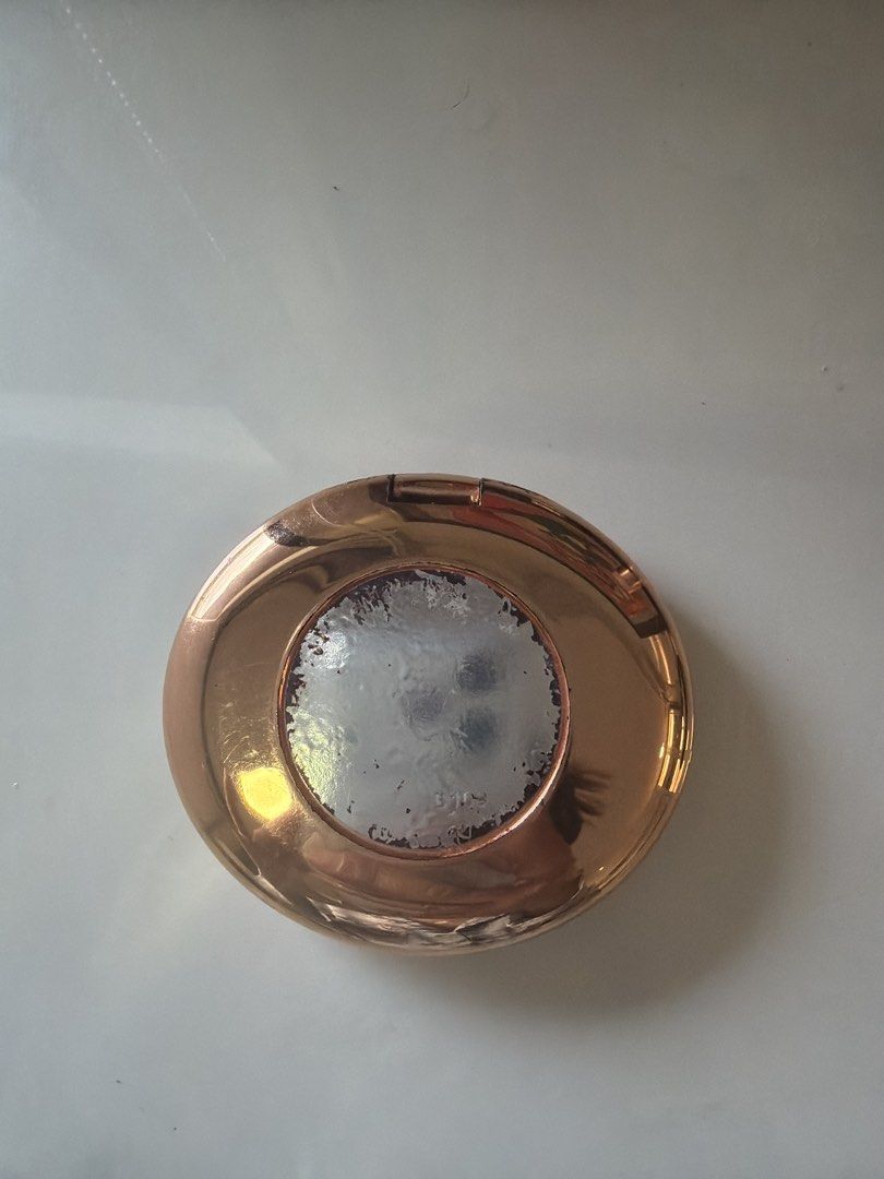 Charlotte tilbury powder (Category: Makeup) located in Quezon City. Submitted by destashingmycloset (Listing ID 1427552415, Image 3). Description: .