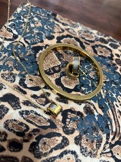 (Category: ) located in . Submitted by flauntitcouture (Listing ID 1427514668, Image 1). Description: .