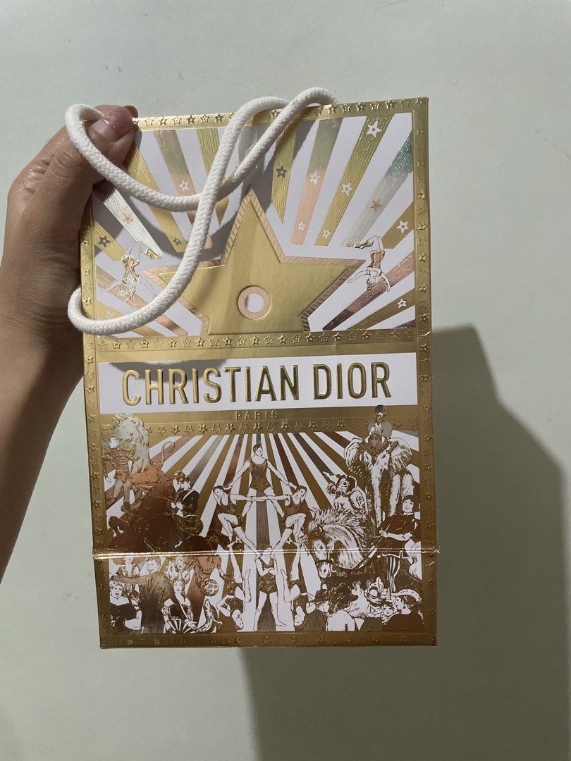 Christian Dior Gift Box (Category: Luxury Accessories) located in Mandaluyong City. Submitted by aeya09 (Listing ID 1427631807, Image 2). Description: Paper Bag Christian Dior Original. .