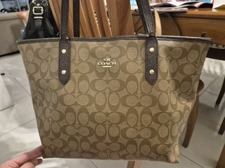 (Category: ) located in . Submitted by haze_preloved (Listing ID 1427501771, Image 1). Description: .