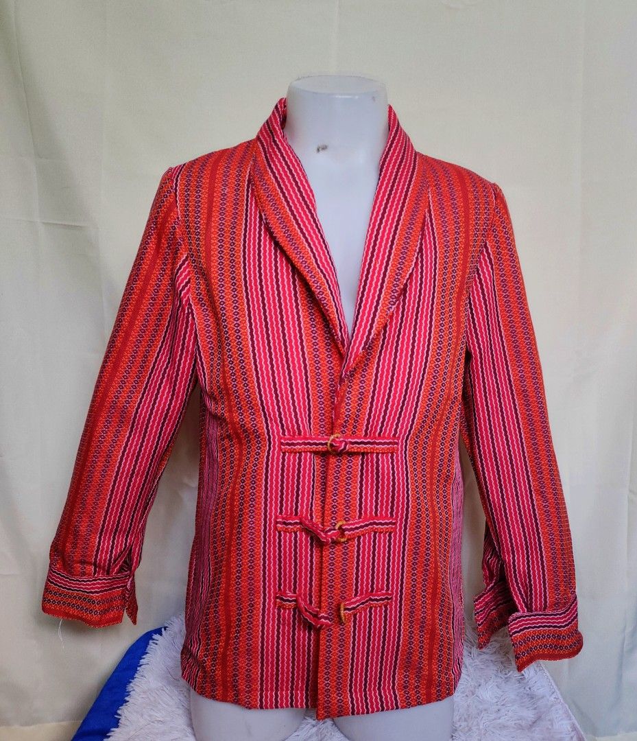 Coat for men chinese knot buttons (Category: Activewear) located in Tabuk. Submitted by BiDing (Listing ID 1427576235, Image 2). Description: ✨Ethnic Loom-Woven Polo ✨ 🌟Where tradition meets modern style. Best-selling for a reason.👕✨Perfect for weddings, parties, and special occasions.Our polo features a design that stands out—the Chinese knot (frog closure) buttons.✨ 🌼Beautiful loom-weave fabric with a unique ethnic pattern. Comfortable, brea