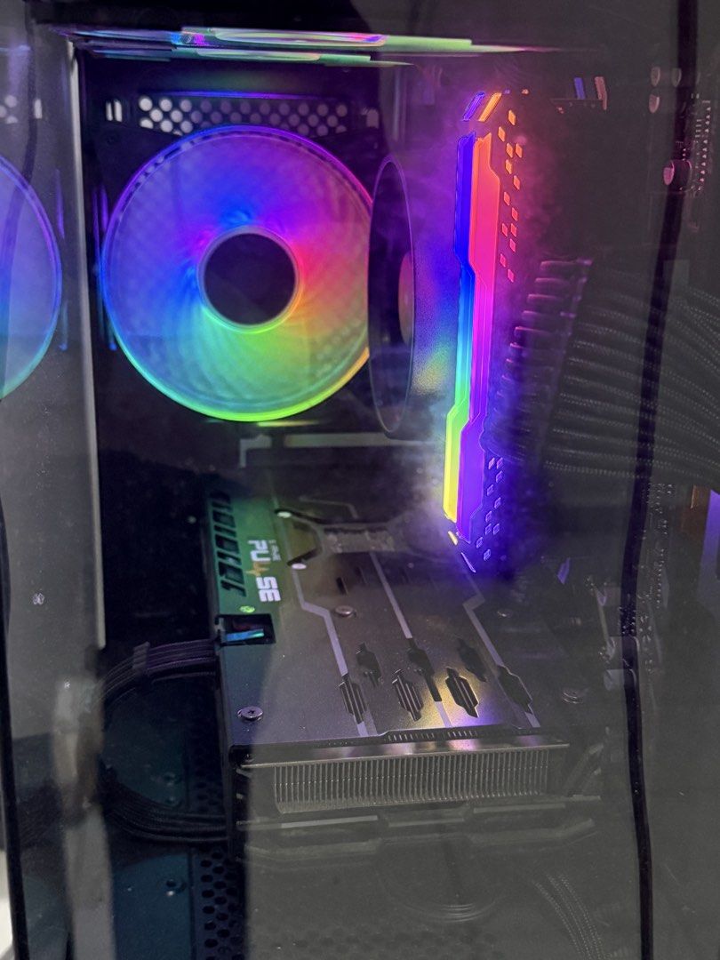 computer & desktop413280174028236803