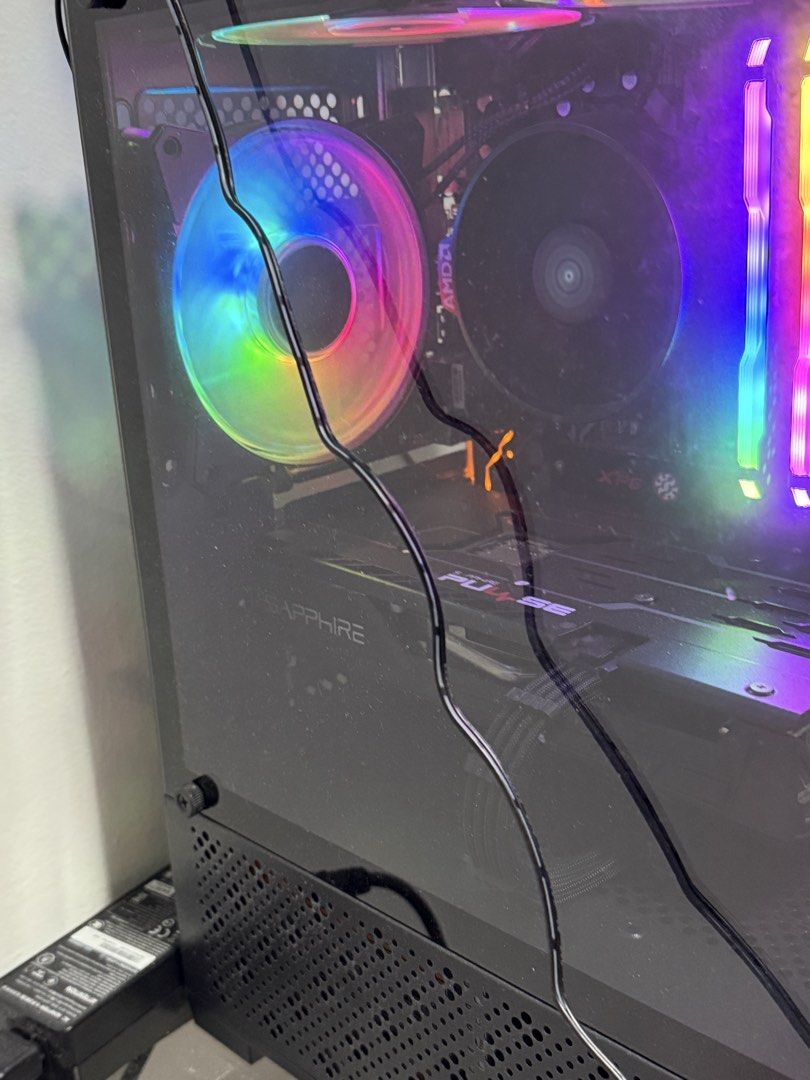 computer & desktop413280174028236802