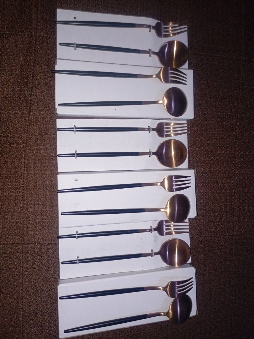 Copper and Black Cutlery Set Spoon& Fork 6pcs set (Category: Dinnerware & Cutlery) located in Manila. Submitted by kagamitan.atbp (Listing ID 1427610283, Image 2). Description: Padala galing australia nakatambak lang bago pa no issue. maganda quality makapal.