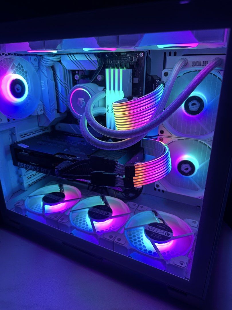 Custom Gaming PC413278599969525760