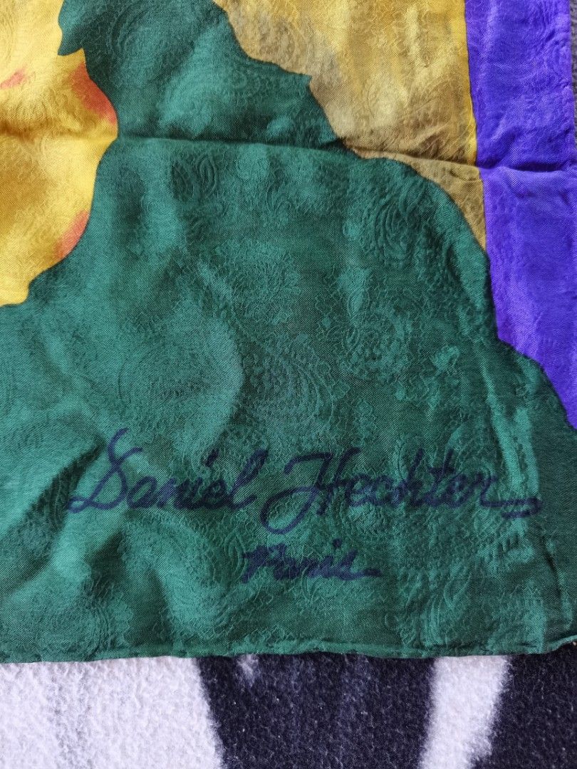 Daniel Hechter Paris Floral Silk Scarf (Category: Scarves) located in Santa Cruz. Submitted by oddpenguin-4575 (Listing ID 1427597899, Image 3). Description: 📌measurement:L-35" /W-34" 📌Brand:Daniel Hechter 📌Color-9/10 📌rolled hem 📌Issue:w/ snag and small hole but barely noticeable, pls. see photos 📌100% silk 📌Actual shades may differ slightly depending on ambient lighting conditions. 📌all items are thrifted,please manage your expectations