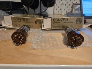 （分類：）位於 。 由 poonkam01 提交（商品編號 1427490496，圖片 1）。簡介： 。