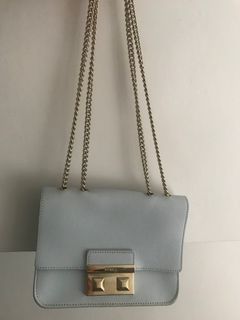 （分類：）位於 。 由 merzsiusap 提交（商品編號 1427536085，圖片 1）。簡介： 。