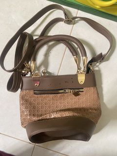 (Kategori: ) berada di . Dikirim oleh jyscenez (ID iklan 1427550238, Gambar 1). Deskripsi: .