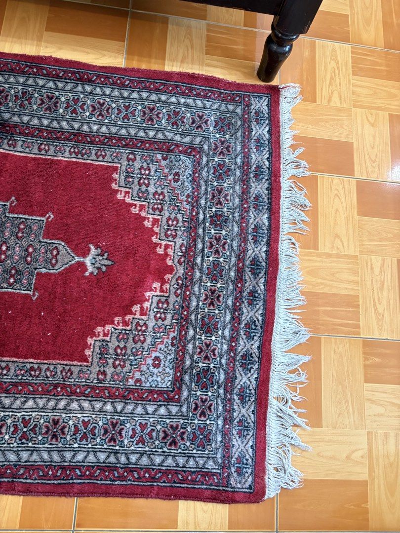 Handmade Rug Carpet (Category: Carpets, Mats & Flooring) located in Bacoor. Submitted by solitaire0509 (Listing ID 1427571839, Image 3). Description: 60” x 38” .