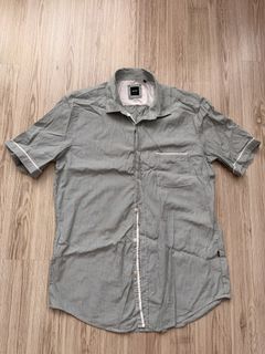 (Category: ) located in . Submitted by wardroblle (Listing ID 1427625126, Image 1). Description: .