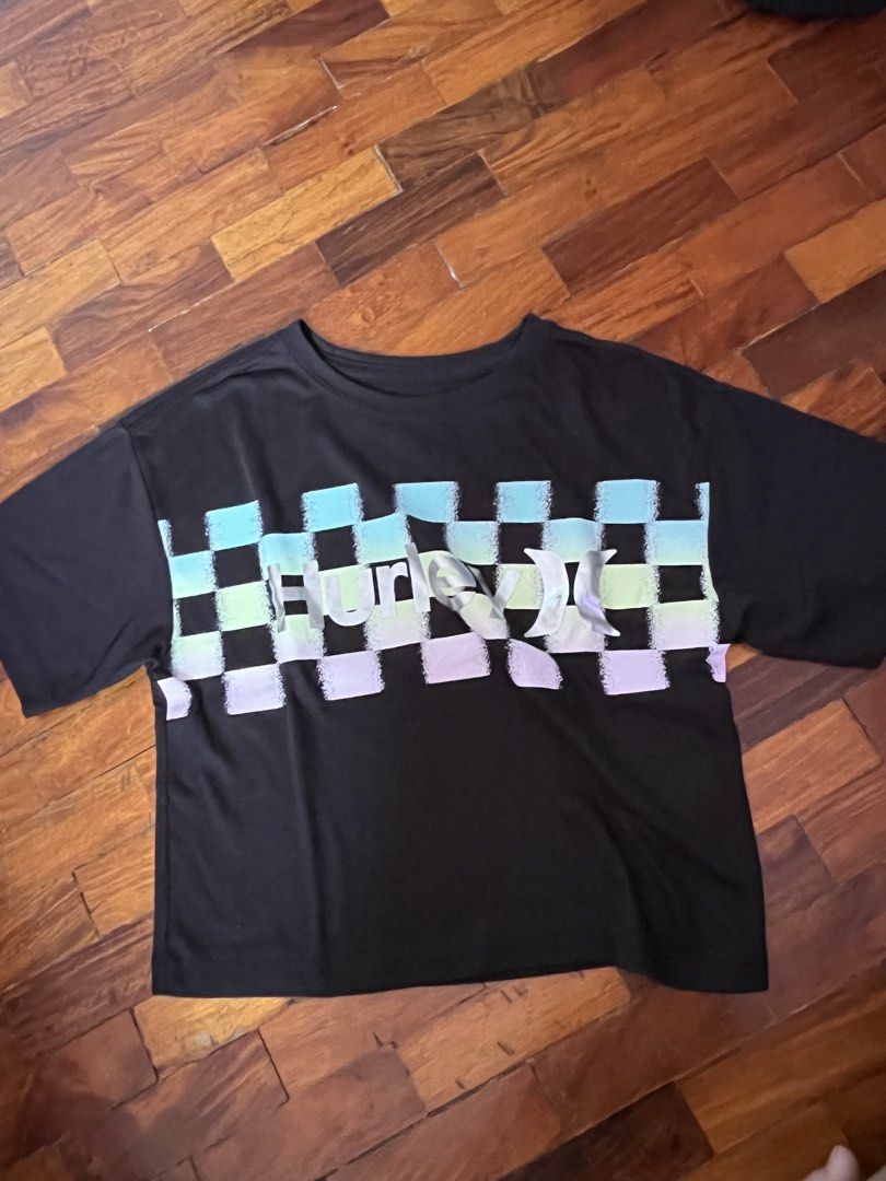 Hurley Checkered Graphic T-shirt (Category: Shirts) located in Muntinlupa City. Submitted by ysabeb (Listing ID 1427560603, Image 1). Description: .