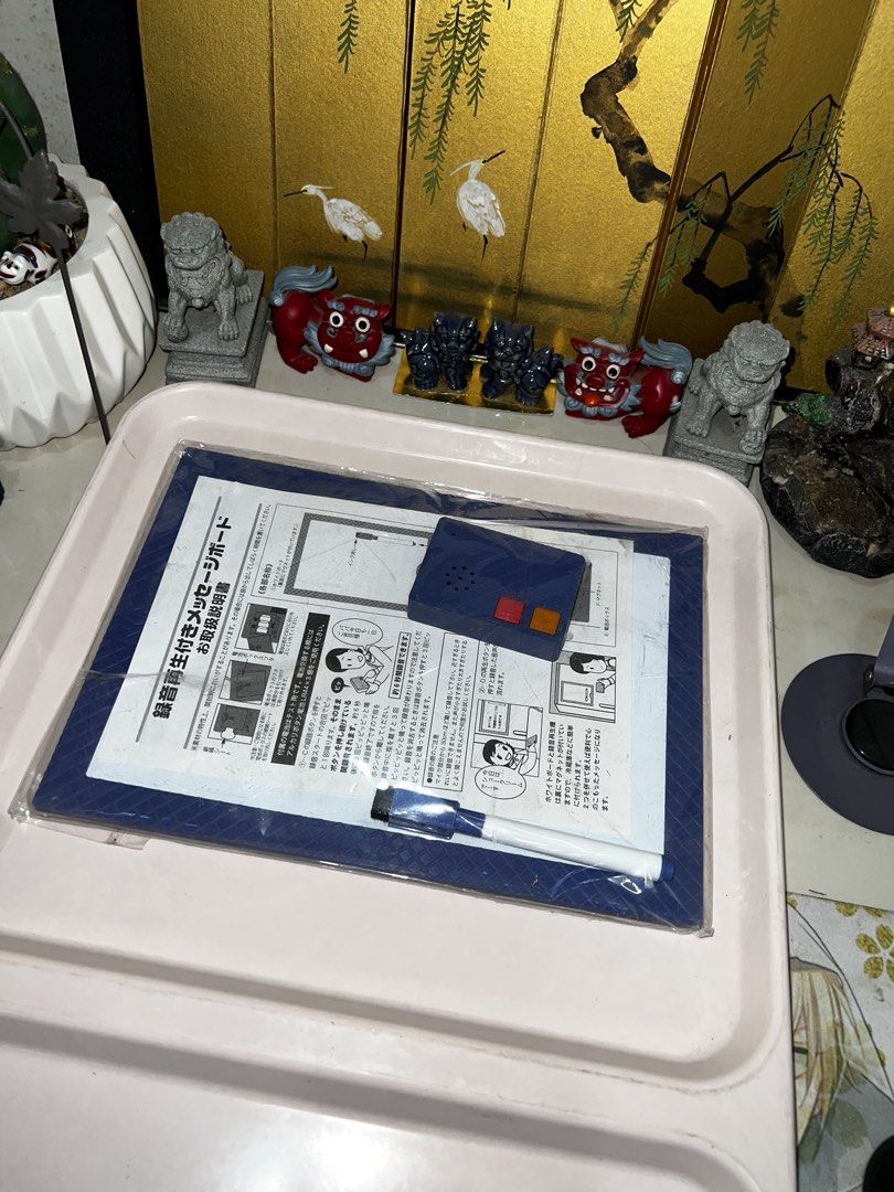 Japanese Recording Whiteboard with Pen (Category: Stationery & School Supplies) located in Guiguinto. Submitted by ambershelb75728 (Listing ID 1427631636, Image 2). Description: .