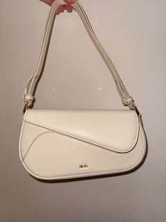 （分類：）位於 。 由 hilaryyyyy1 提交（商品編號 1427613439，圖片 1）。簡介： 。