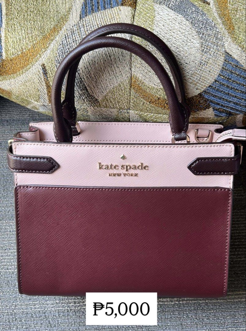 Kate Spade Bag (Category: Luxury Bags & Wallets) located in Manila. Submitted by alycheng.sidra (Listing ID 1427583027, Image 1). Description: .