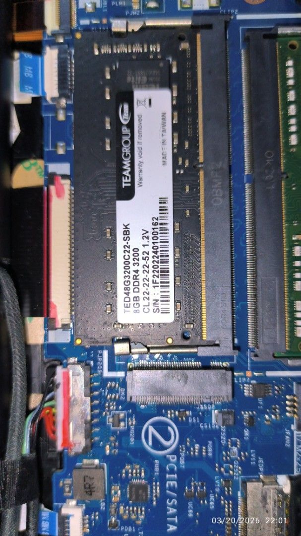 Kingston and Teamgroup Laptop RAM (Category: Computer Parts) located in Manila. Submitted by arvinmuno76404 (Listing ID 1427610151, Image 2). Description: naka stock nalang galing acer laptop DDR4 3200 negotiable pa po madali kausap Valenzuela Area.