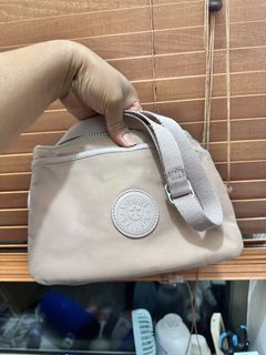 （分類：）位於 。 由 duday031687 提交（商品編號 1427615836，圖片 1）。簡介： 。